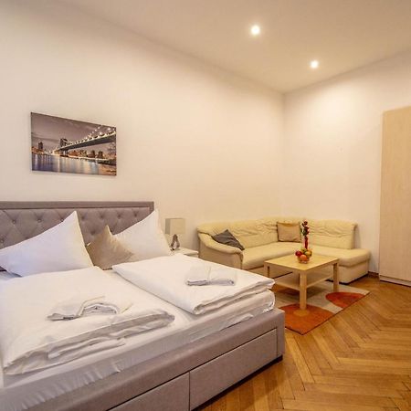 Vojtesska Apartment By Ruterra Praga Zewnętrze zdjęcie